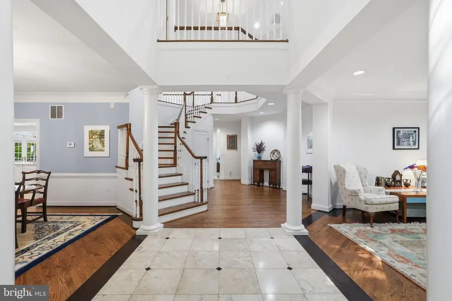 11640 Piney Spring Ln, Potomac, MD 20854 - #3