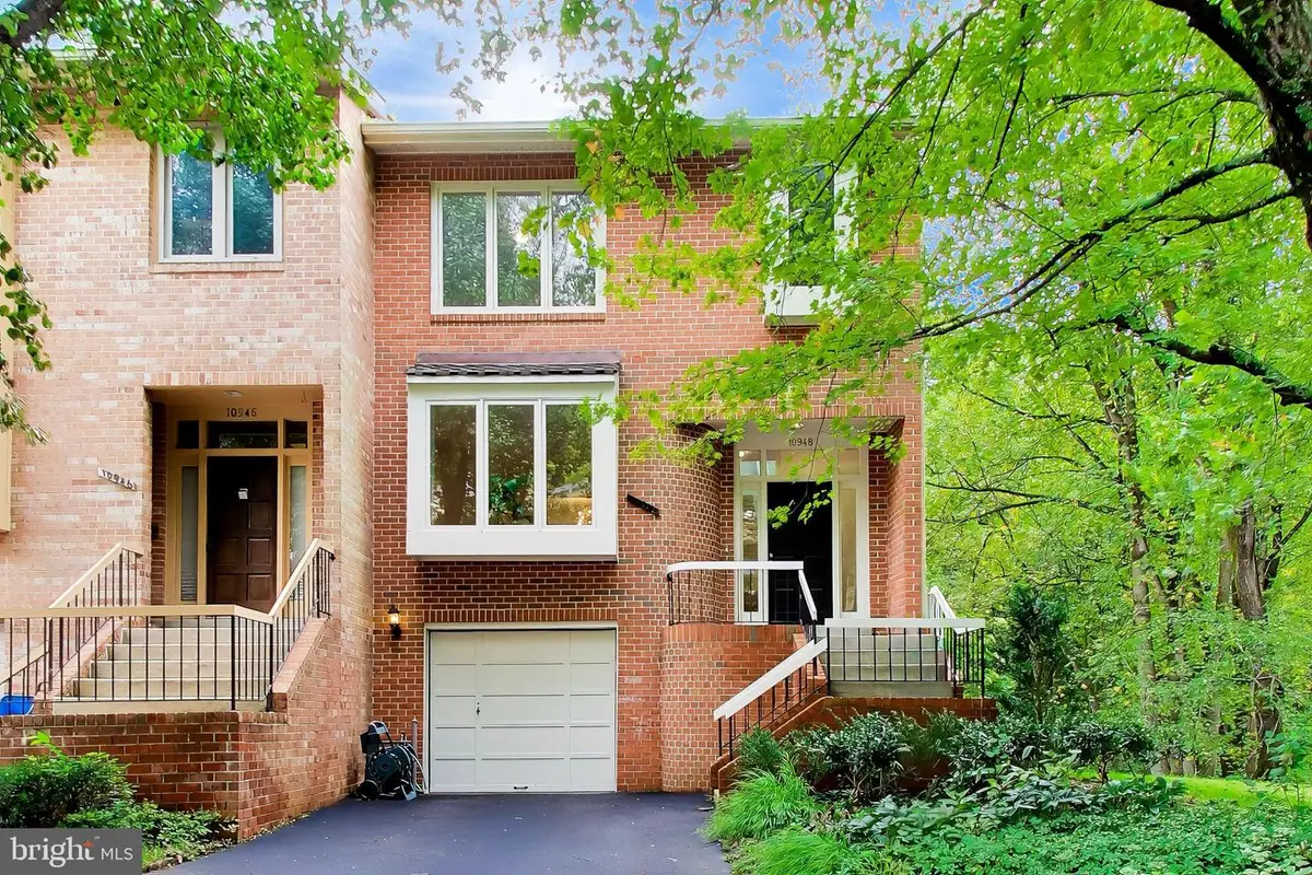 10948 Whiterim Dr, Potomac, MD 20854 - #1