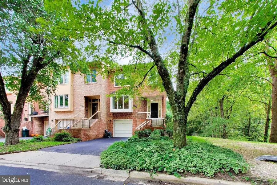 10948 Whiterim Dr, Potomac, MD 20854 - #2