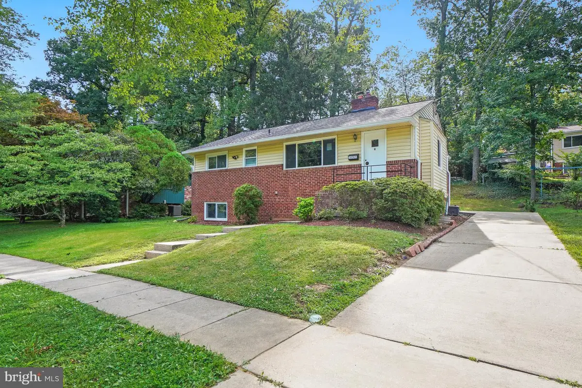 10705 Lockridge Dr, Silver Spring, MD 20901 - #1