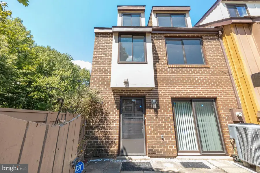 9900 Forest View Place, Montgomery Village, MD 20886 - #3