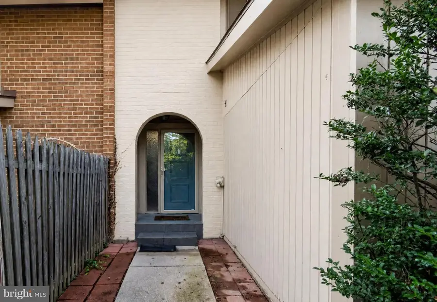 19555 Brassie Pl, Montgomery Village, MD 20886 - #3