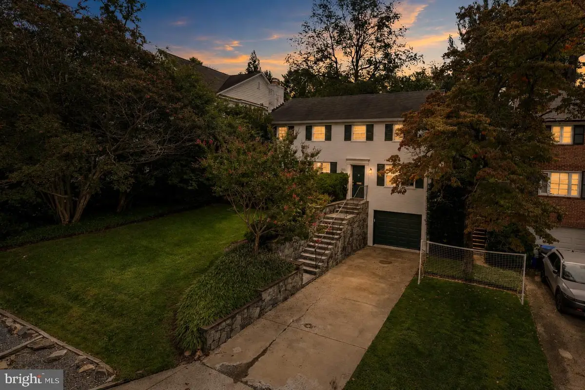 6210 Winston Dr, Bethesda, MD 20817 - #1