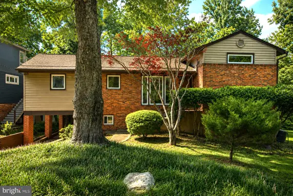 6408 W Halbert Rd, BETHESDA, MD 20817