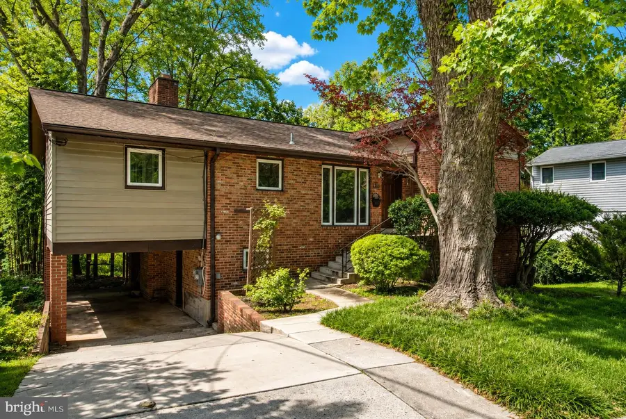 6408 W Halbert Rd, Bethesda, MD 20817 - #2