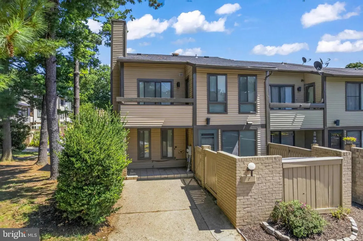 7 Copps Hill Ct, Montgomery Village, MD 20886 - #1