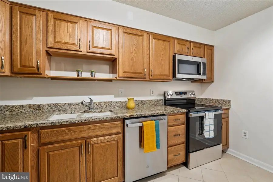 15115 Interlachen Dr #3-901, Silver Spring, MD 20906 - #3