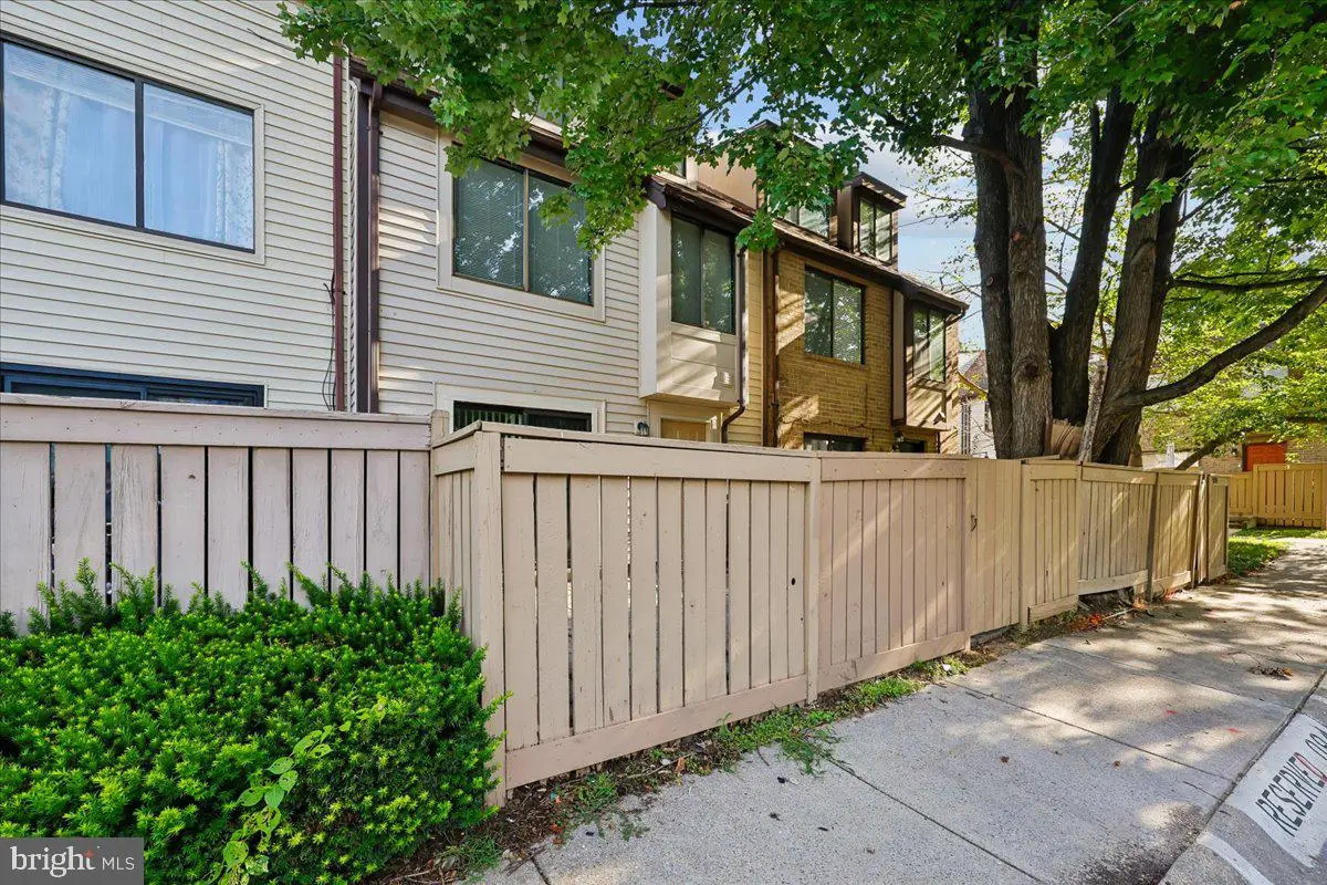 9846 Brookridge Ct, Montgomery Village, MD 20886 - #1