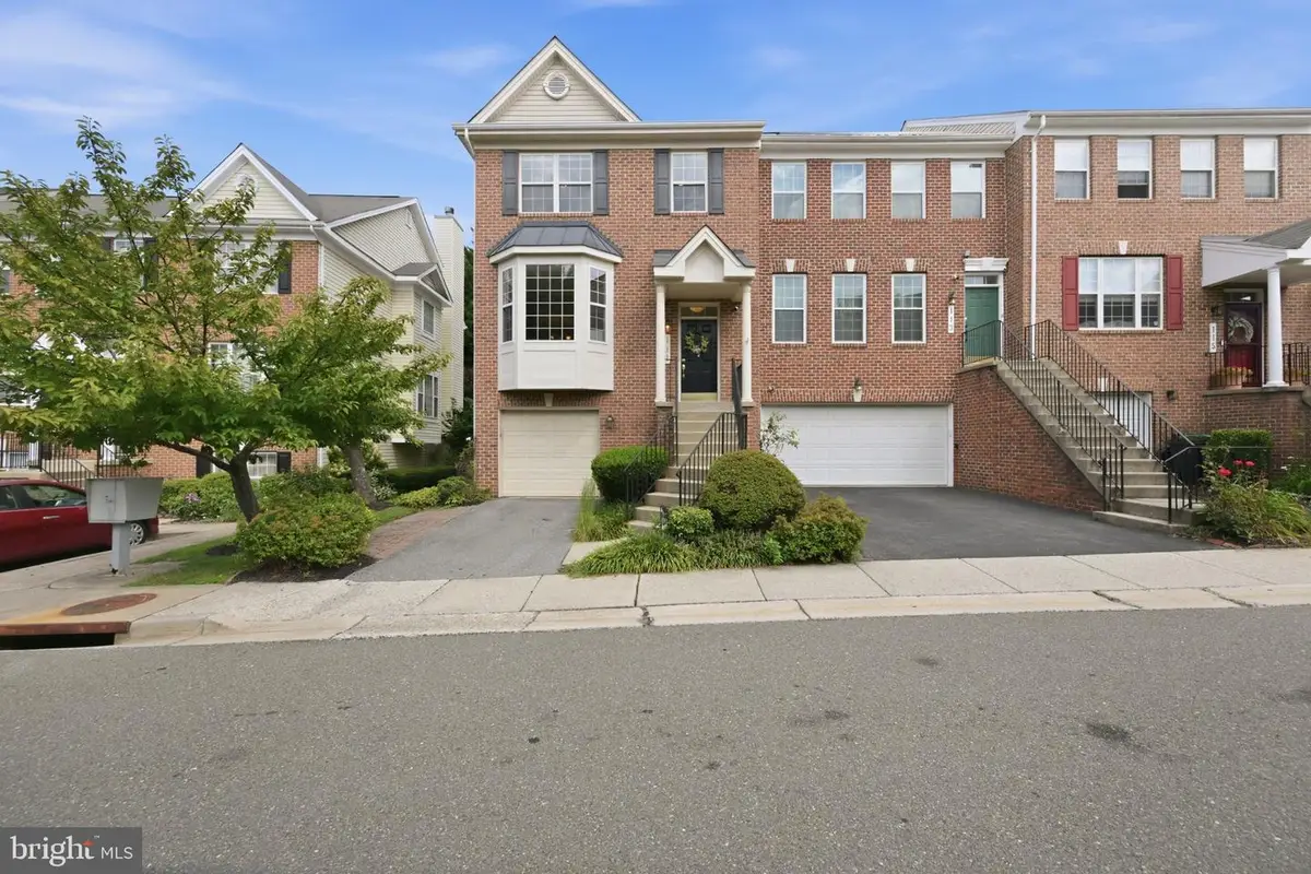 111 Longpoint Way, Gaithersburg, MD 20878 - #1