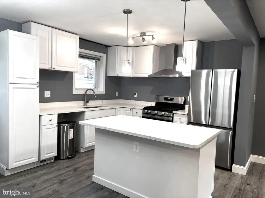 11441 Schuylkill Rd, Rockville, MD 20852 - #2