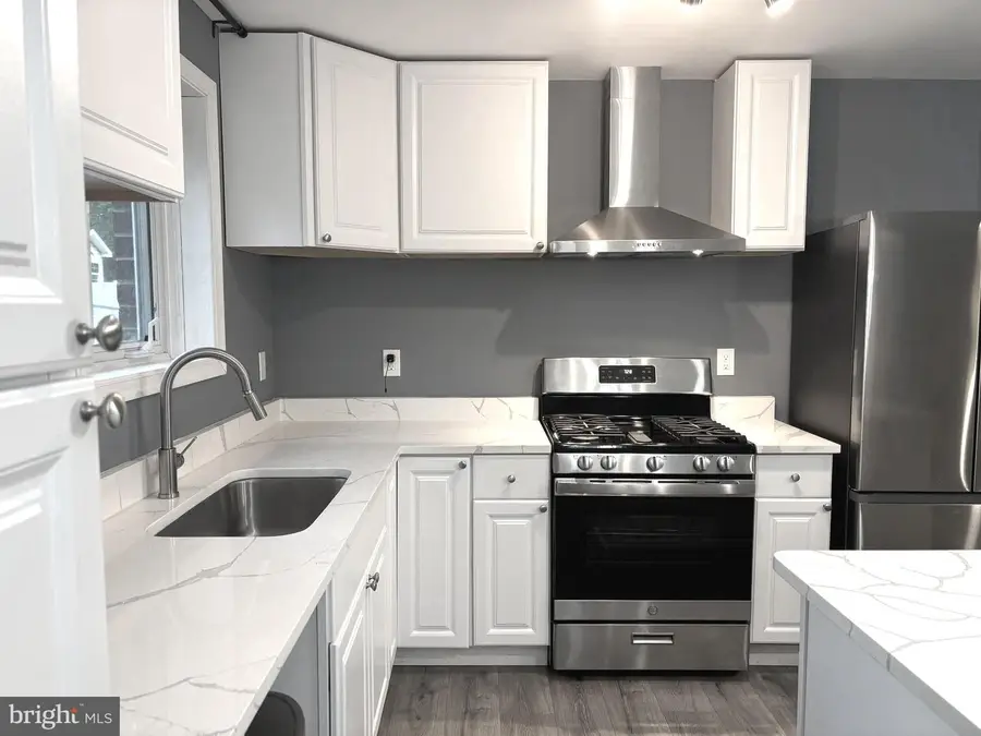 11441 Schuylkill Rd, Rockville, MD 20852 - #3