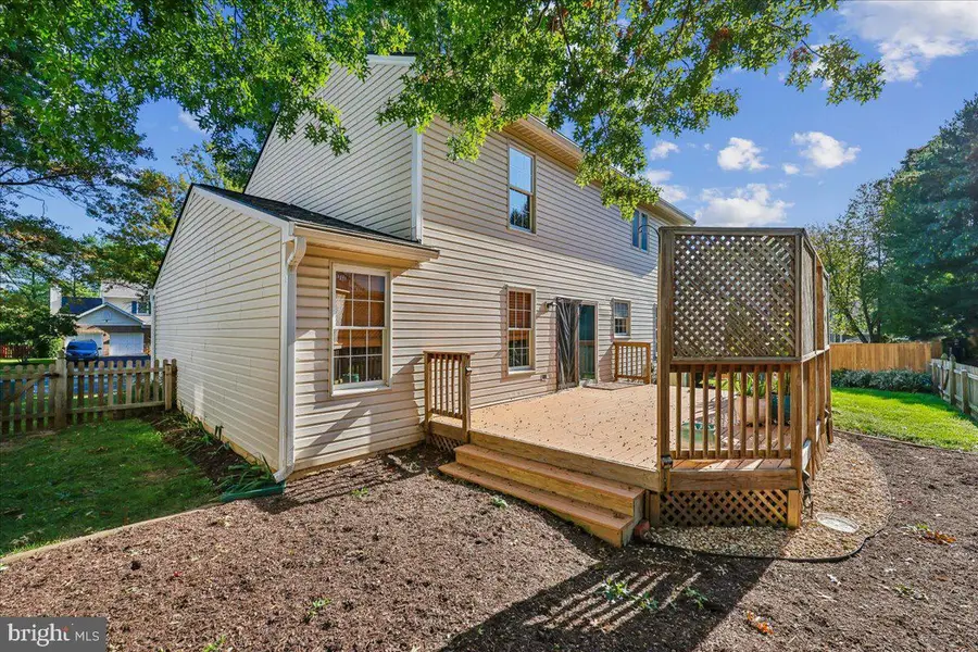 20928 Scottsbury Dr, Germantown, MD 20876 - #2