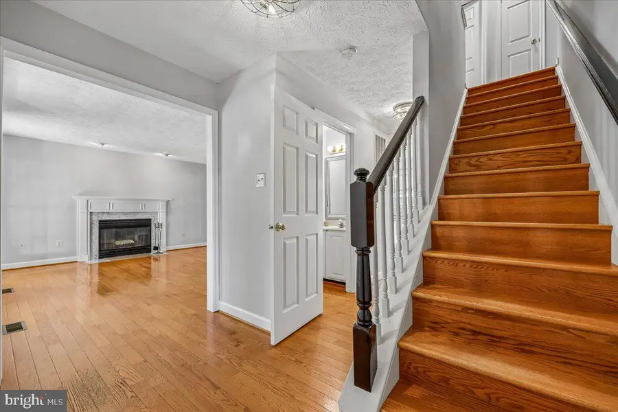 20928 Scottsbury Dr, Germantown, MD 20876 - #3