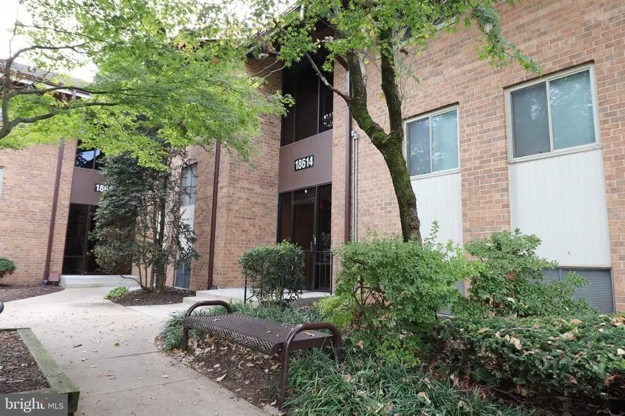18614 Walkers Choice Rd #5, Montgomery Village, MD 20886 - #2