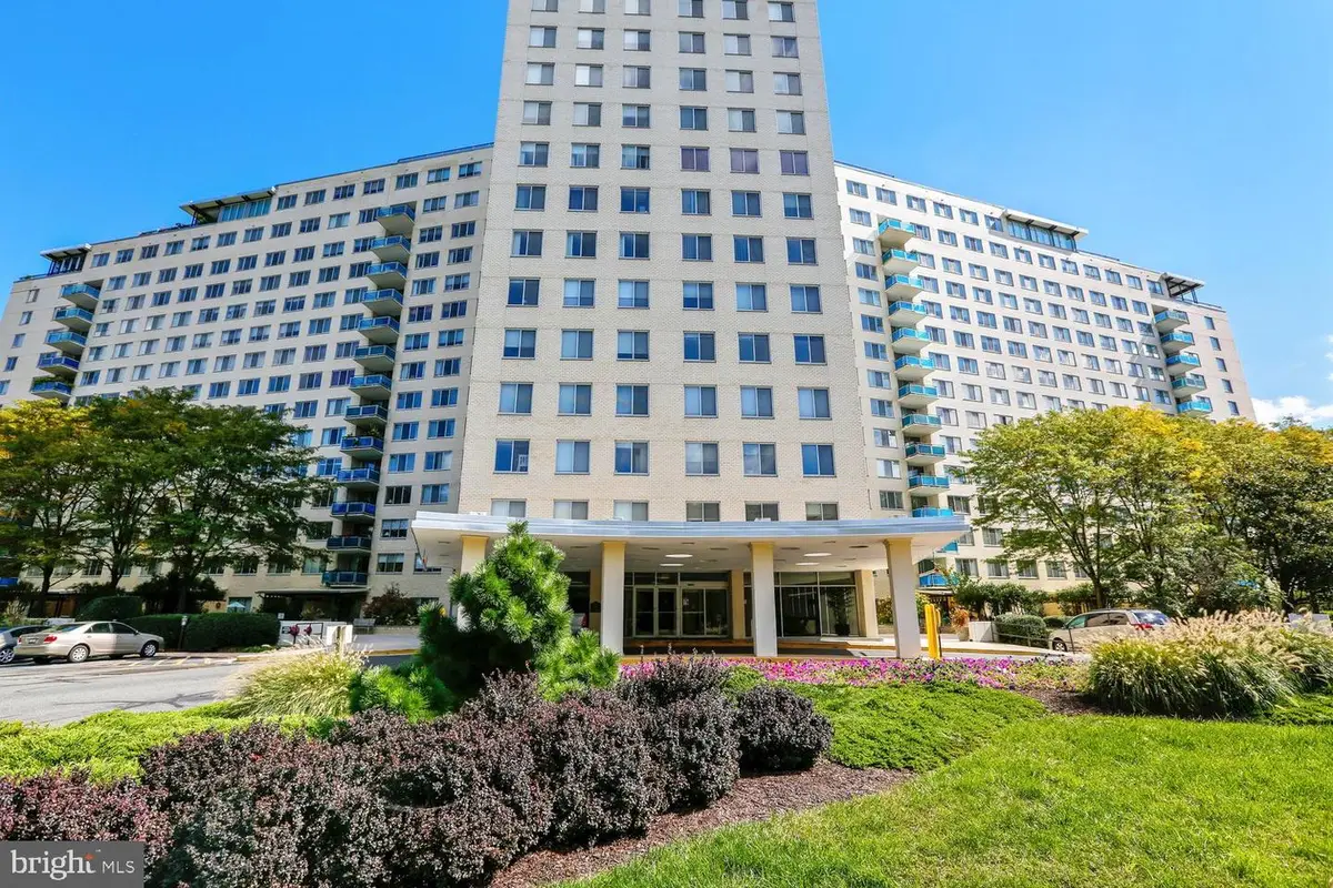 10401 Grosvenor Pl #511, Rockville, MD 20852 - #1