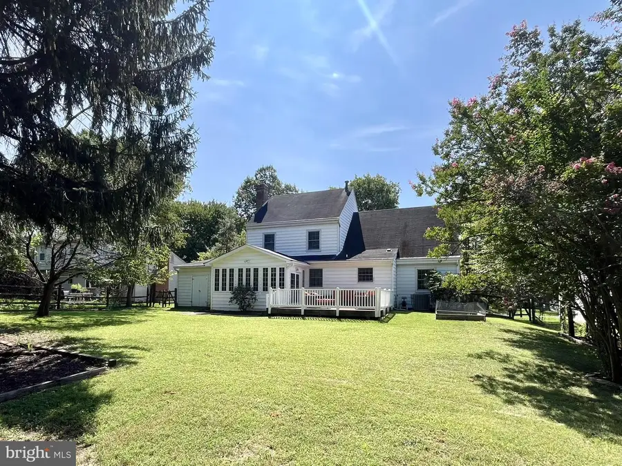13 Pitt Ct, Rockville, MD 20850 - #2
