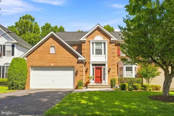 19011 Starkey Ter, BROOKEVILLE, MD 20833