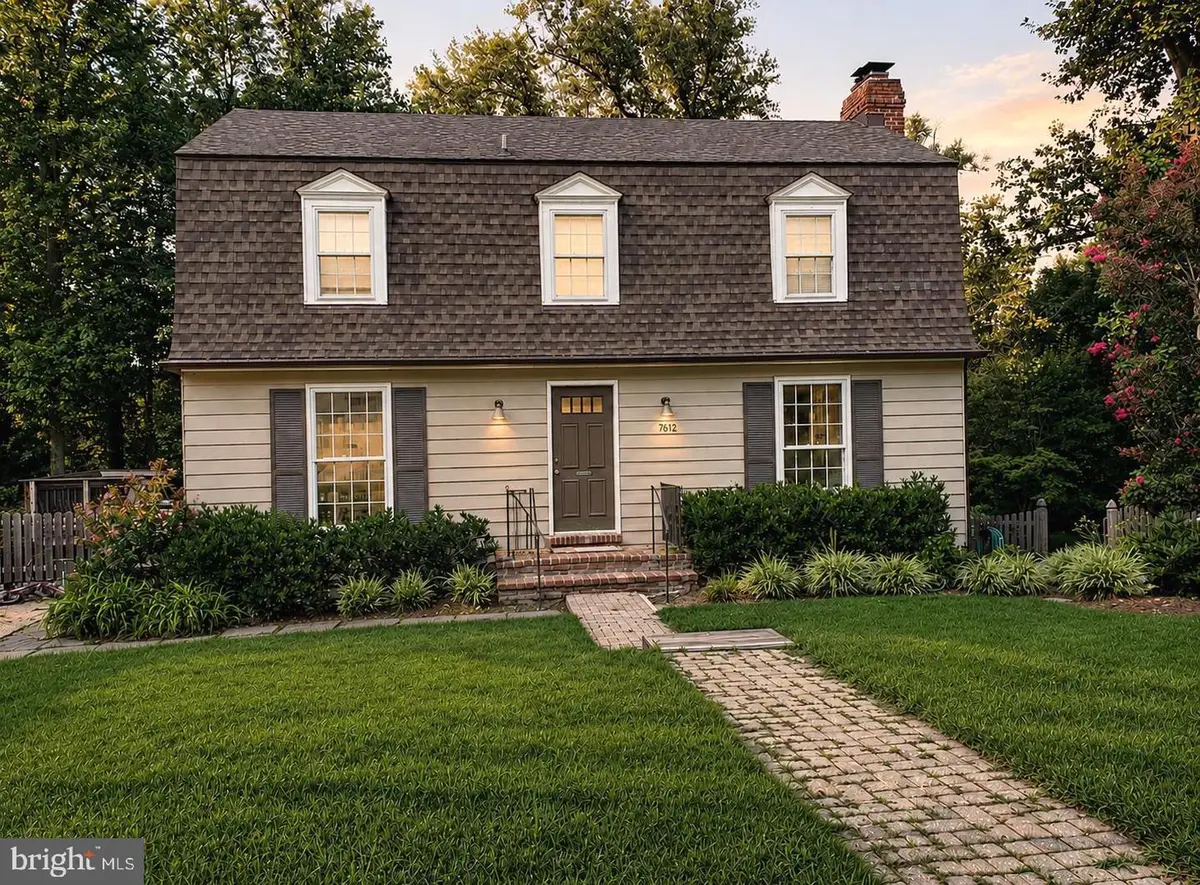 7612 Winterberry Pl, Bethesda, MD 20817 - #1