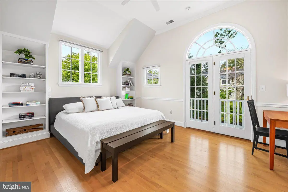 4613 Chevy Chase Blvd, Chevy Chase, MD 20815 - #1