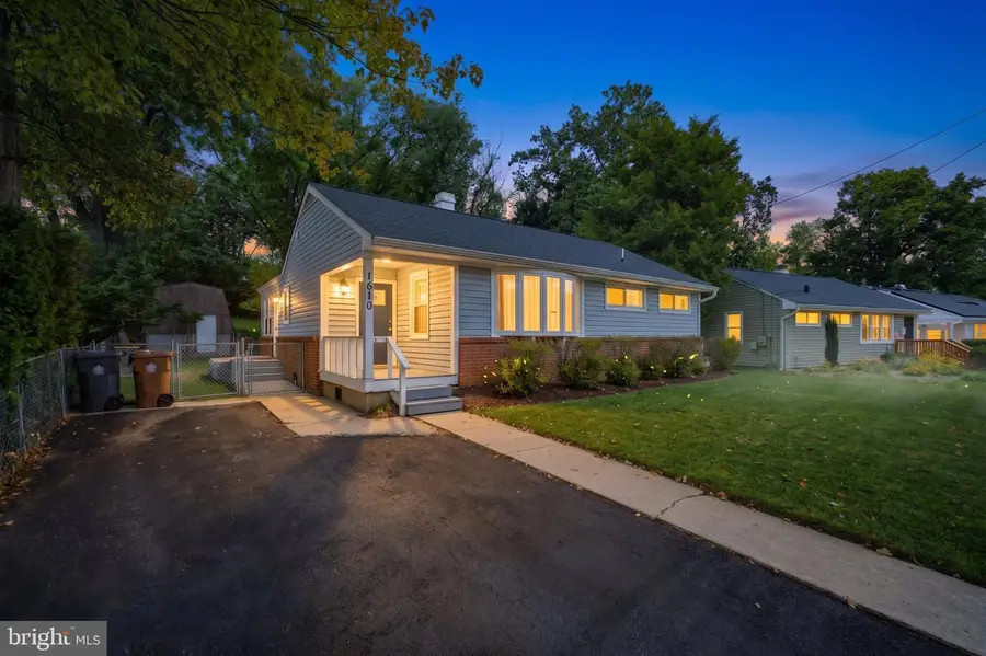 1610 Burris Rd, Rockville, MD 20851 - #3