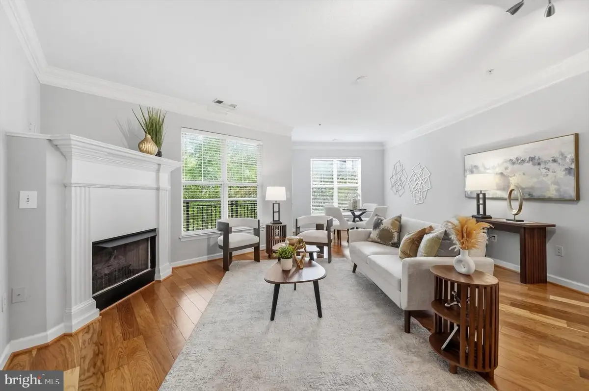 501 Hungerford Dr #360, Rockville, MD 20850 - #1