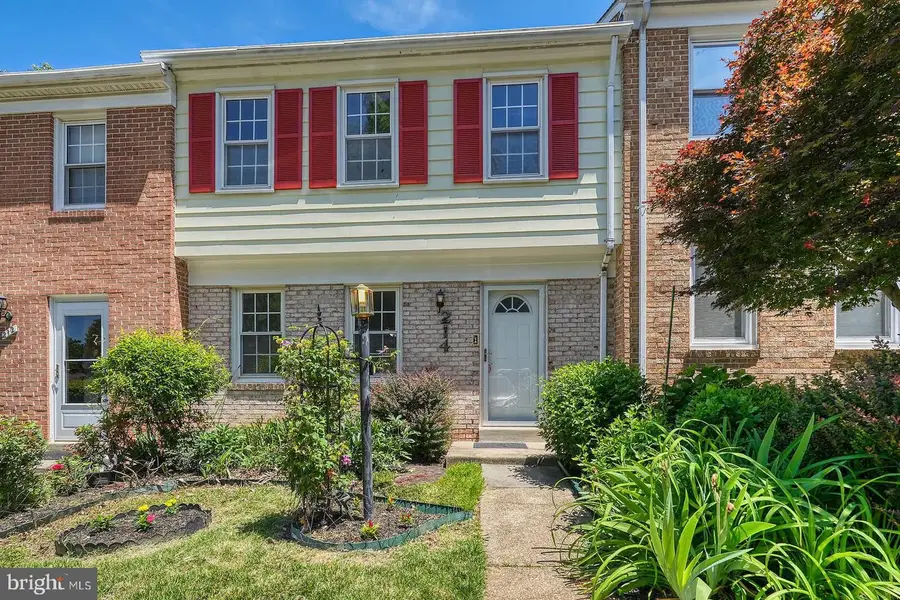 214 Pender Pl, Rockville, MD 20850 - #2