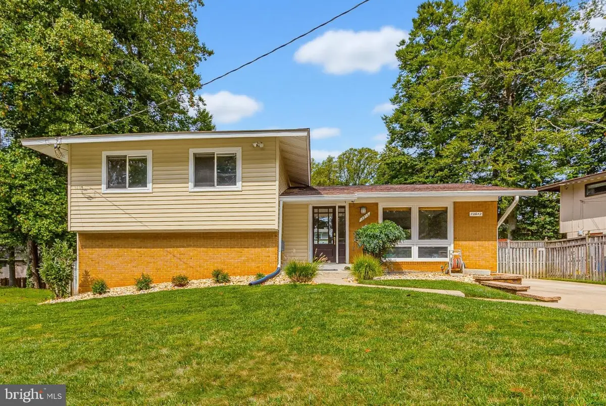 13812 Vista Dr, Rockville, MD 20853 - #1