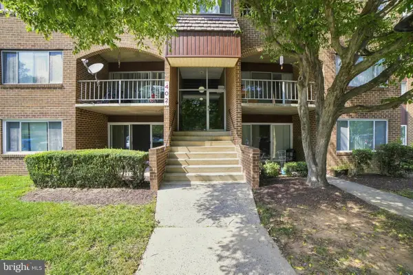 402 Girard St #9, GAITHERSBURG, MD 20877