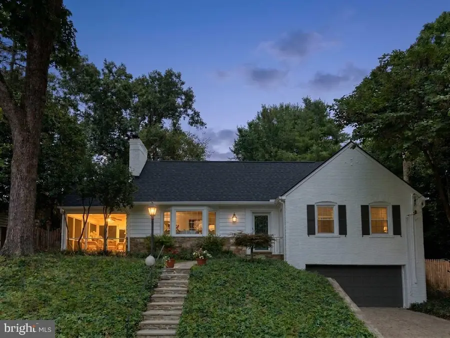 5112 Westpath Ct, Bethesda, MD 20816 - #2