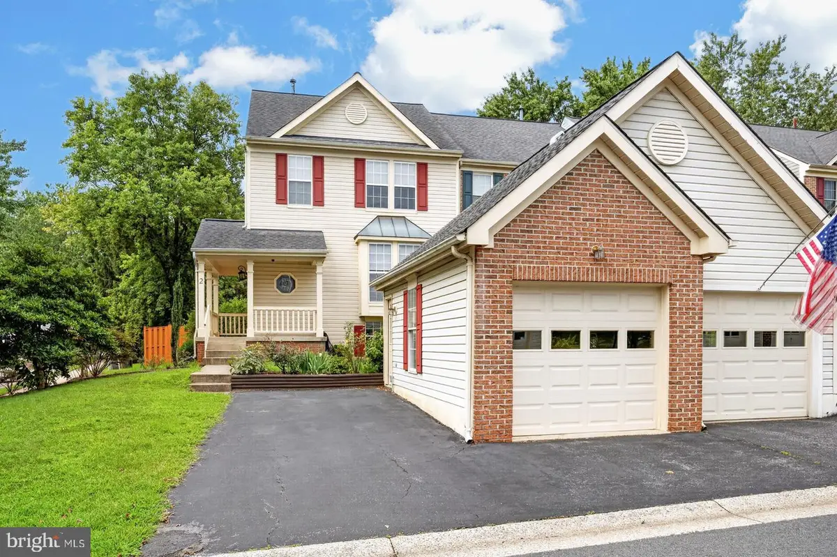 2 Winter Garden Ct, Olney, MD 20832 - #1