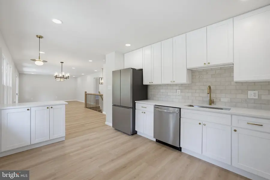17508 Park Mill Dr, Derwood, MD 20855 - #3