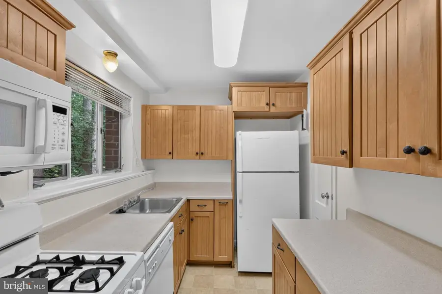 10406 Montrose Ave #10406, Bethesda, MD 20814 - #3