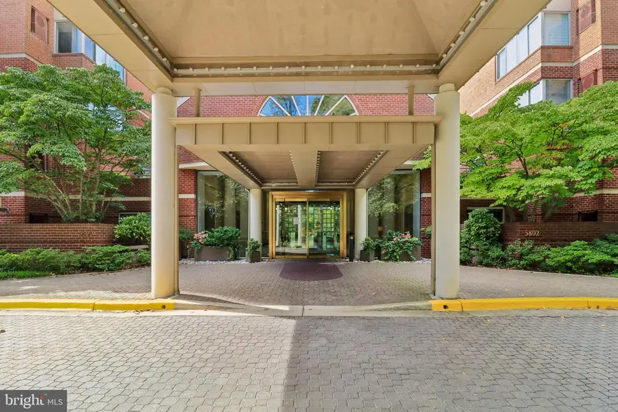 5802 Nicholson Ln #2-201, Rockville, MD 20852 - #3
