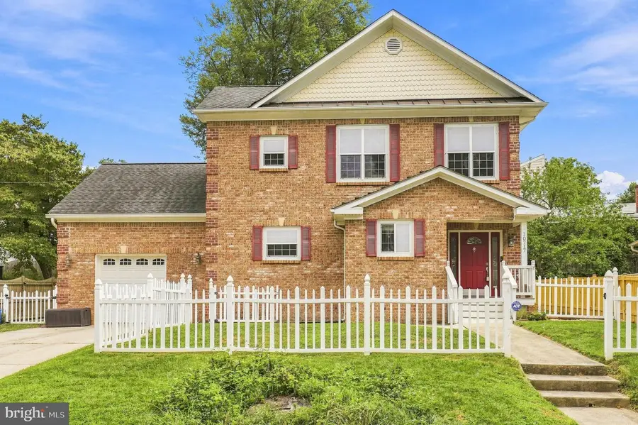 10717 Bentley Ln, Kensington, MD 20895 - #2