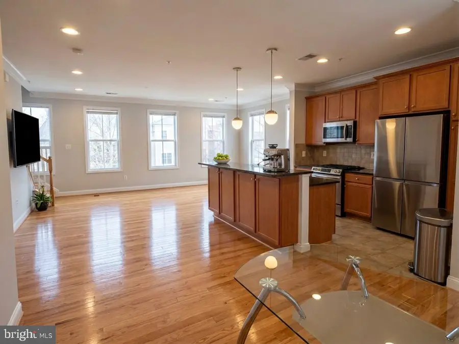 367 Parkview Ave, Gaithersburg, MD 20878 - #3