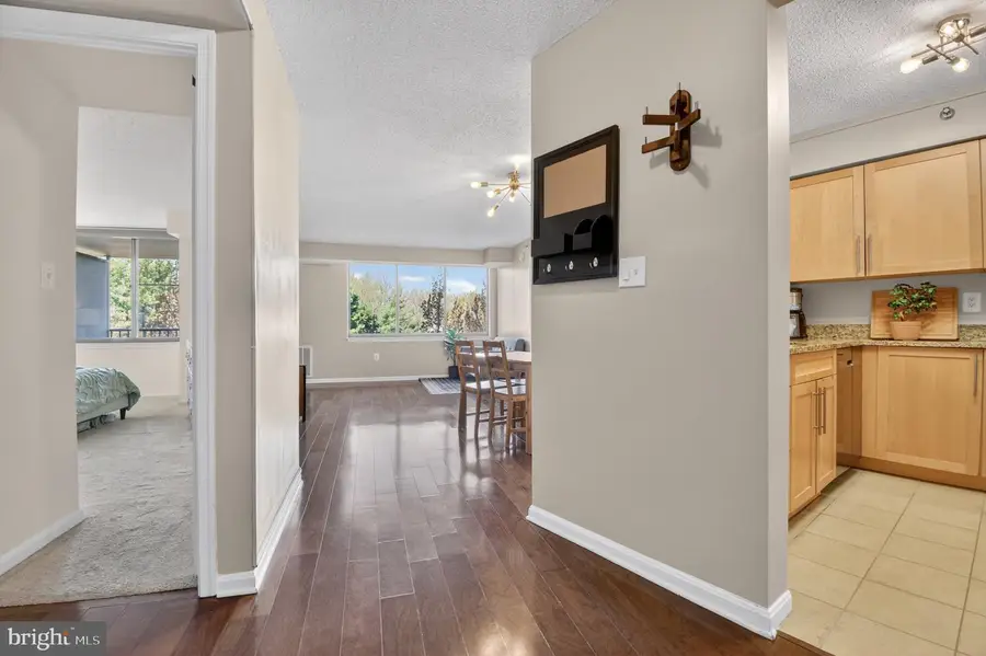 10101 Grosvenor Pl #701, Rockville, MD 20852 - #3