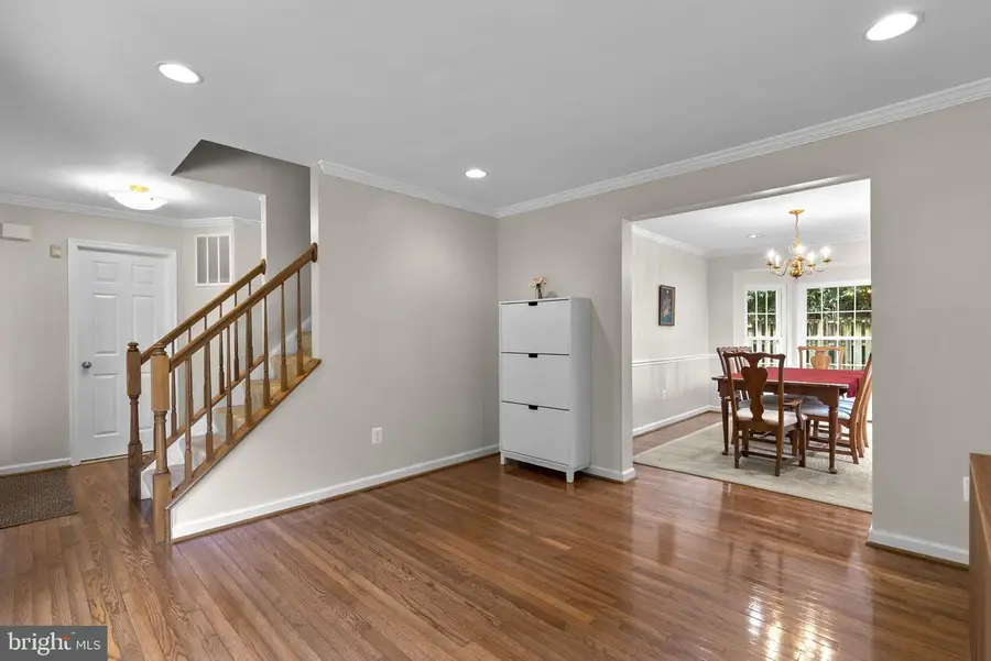 2704 Lindenwood Dr, Olney, MD 20832 - #3