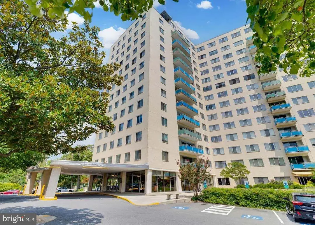 10201 Grosvenor #422, Rockville, MD 20852 - #1