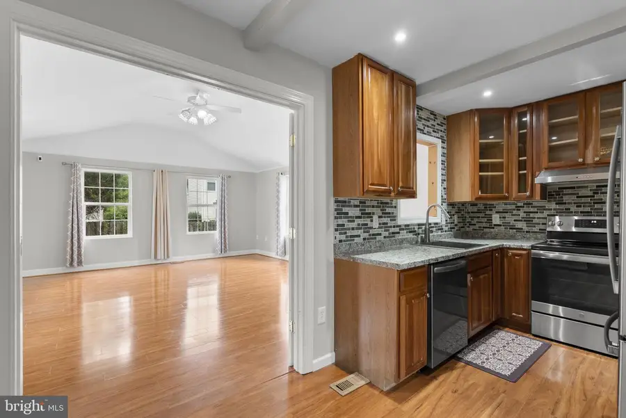 11604 Ranch Ln, North Potomac, MD 20878 - #3