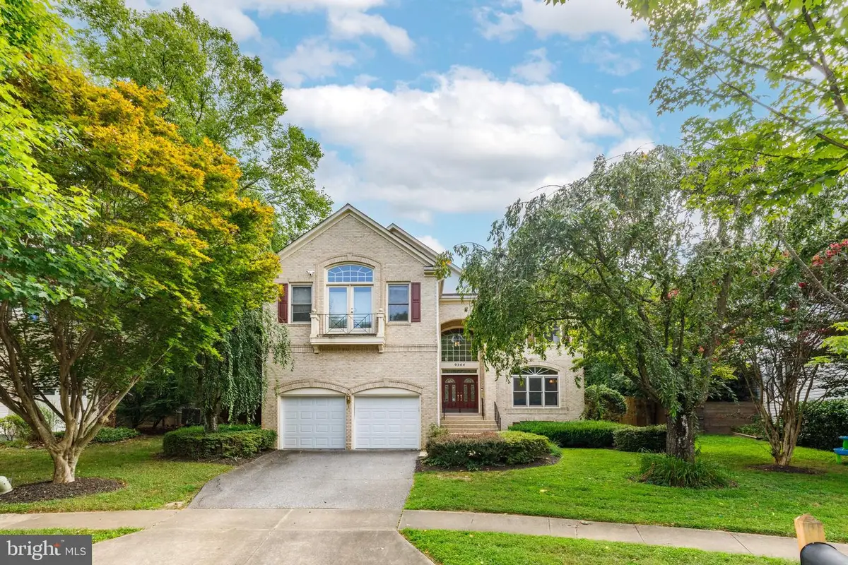 9304 Wildoak Dr, Bethesda, MD 20814 - #1