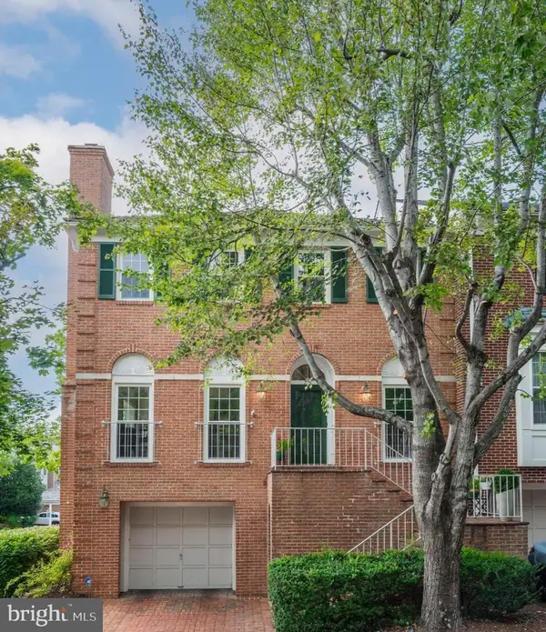 7917 Quarry Ridge Way, BETHESDA, MD 20817