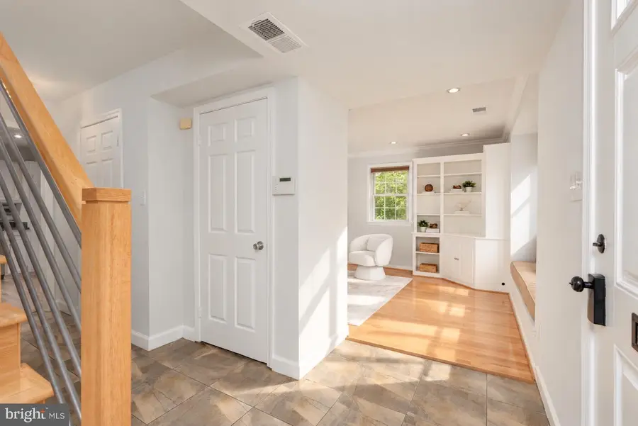 6701 Kenwood Forest Ln #51, Chevy Chase, MD 20815 - #3