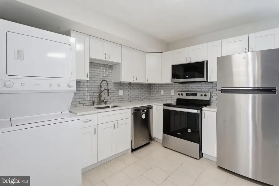 12617 Tobytown Dr, Potomac, MD 20854 - #3