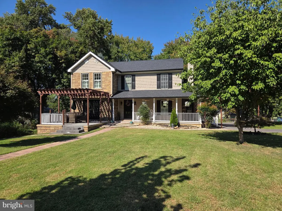 11201 Midvale Rd, Kensington, MD 20895 - #1