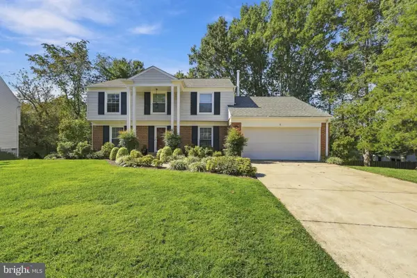 6 Wandering Trail Ct, POTOMAC, MD 20854