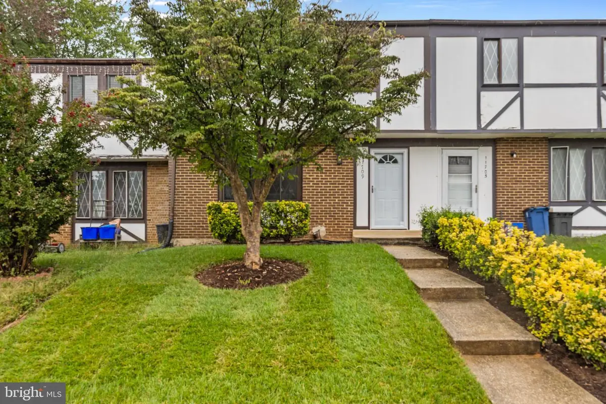 11709 Ashworth Ct, Germantown, MD 20876 - #1