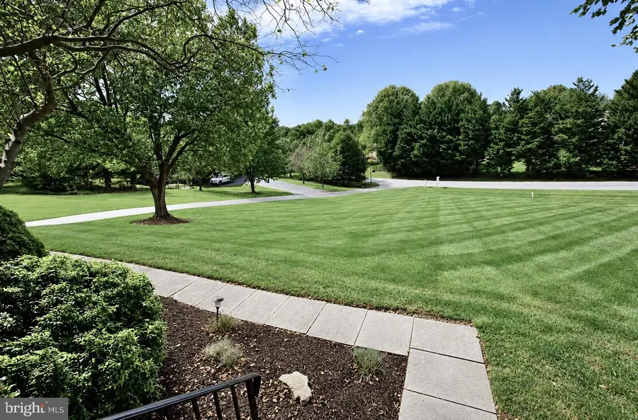 4 Talley Ct, Gaithersburg, MD 20878 - #3