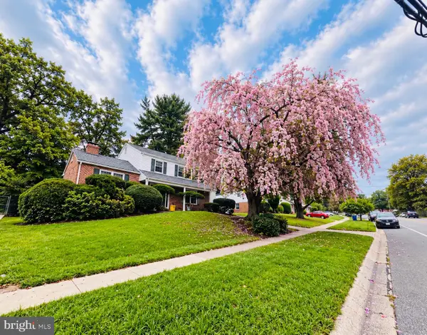 900 Lamberton Dr, SILVER SPRING, MD 20902