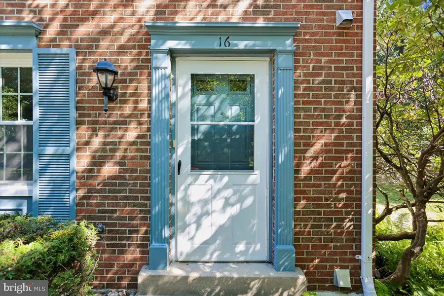 16 Turtle Dove Ct, Gaithersburg, MD 20879 - #2