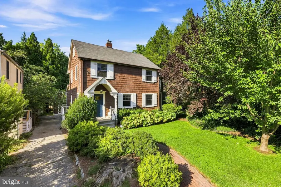 4607 Norwood Dr, Chevy Chase, MD 20815 - #2